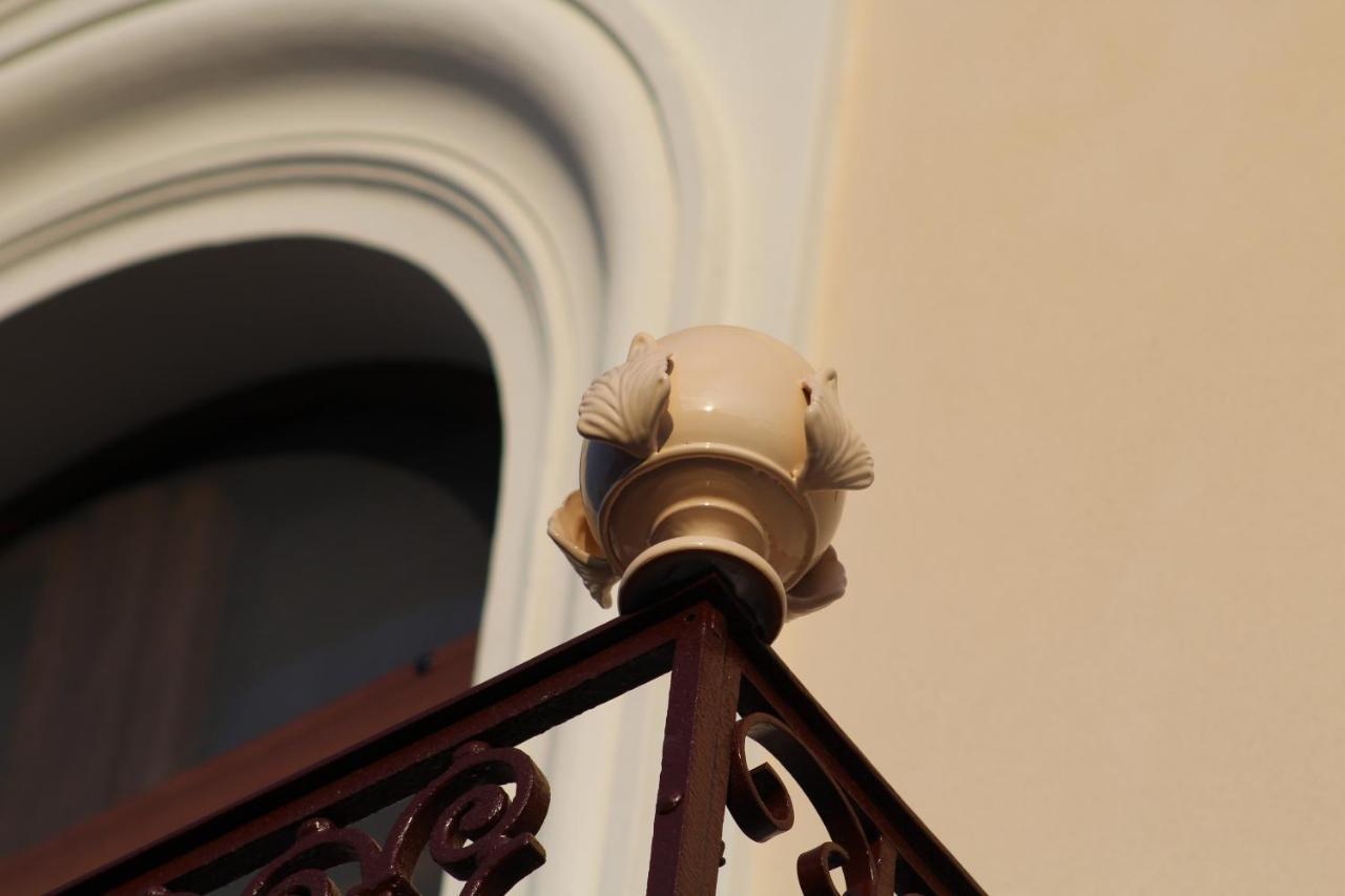 A Casa Ventotto Bed & Breakfast เมซานเย ภายนอก รูปภาพ